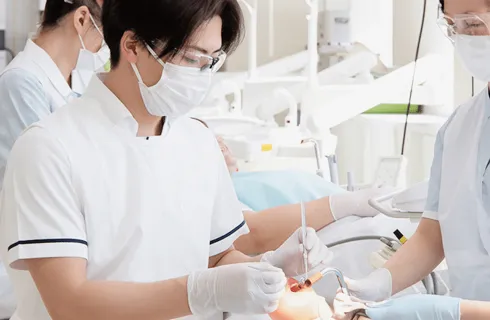 男性学生の画像1