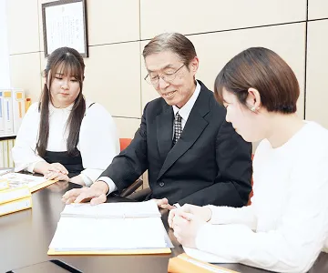 国家試験対策と学習サポート